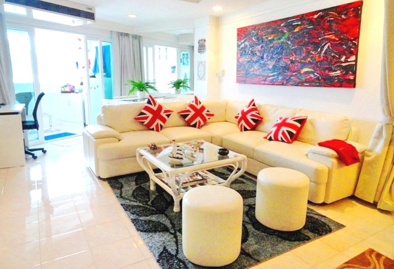 Spacious, High Floor, Fully Furnished, Ocean Views And Close To Everything ! Patong ภายนอก รูปภาพ